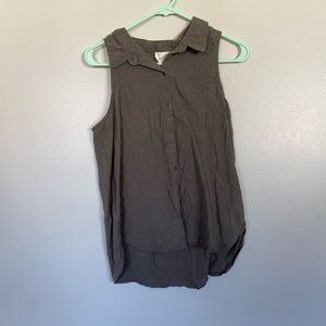 Universal Thread Short Sleeve Button Down L